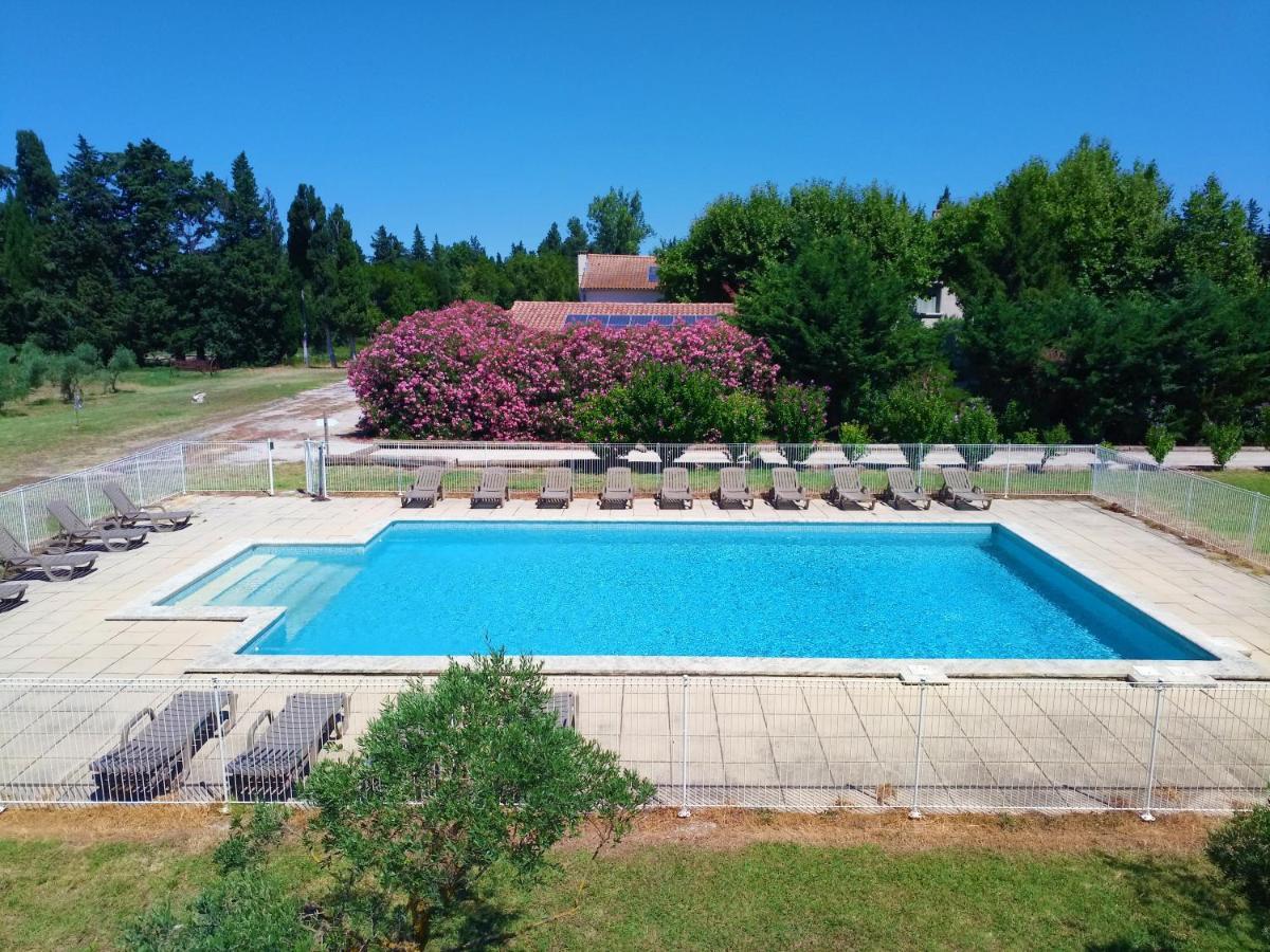 Les Gites Du Mas Canillac Châteaurenard エクステリア 写真