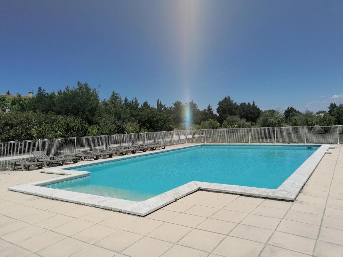 Les Gites Du Mas Canillac Châteaurenard エクステリア 写真