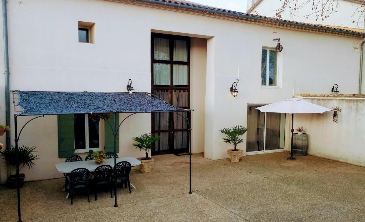 Les Gites Du Mas Canillac Châteaurenard エクステリア 写真