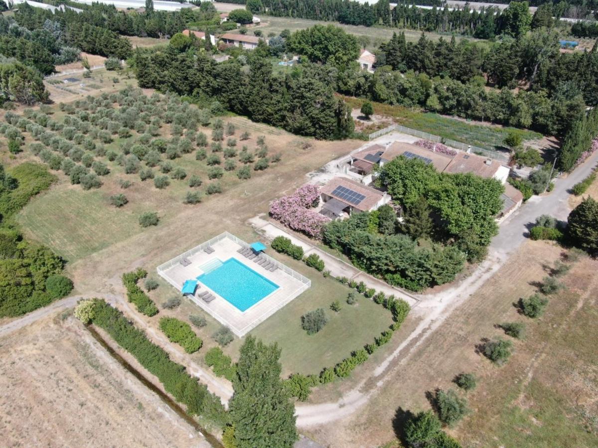 Les Gites Du Mas Canillac Châteaurenard エクステリア 写真