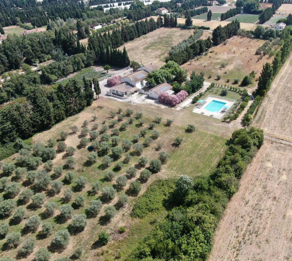 Les Gites Du Mas Canillac Châteaurenard エクステリア 写真