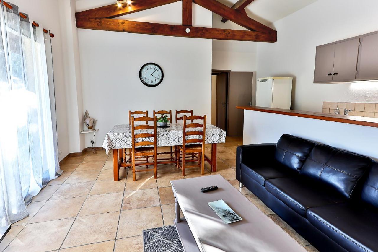 Les Gites Du Mas Canillac Châteaurenard エクステリア 写真