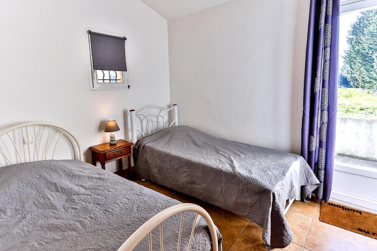 Les Gites Du Mas Canillac Châteaurenard エクステリア 写真